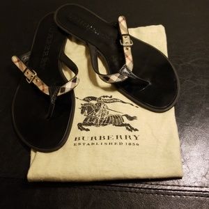 Authentic Womens Burberry sandals